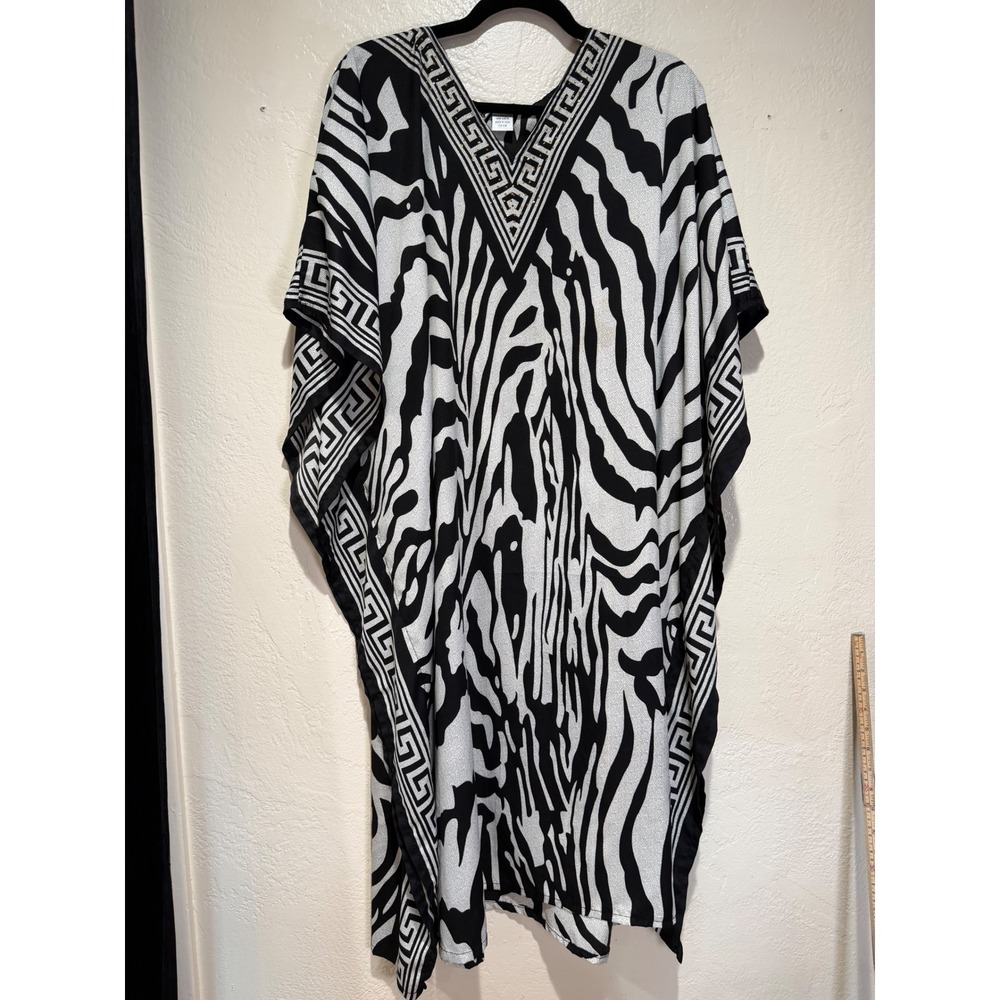 Sante Classics Zebra Print Kaftan Dress Black White Greek Key V-Neck One Size